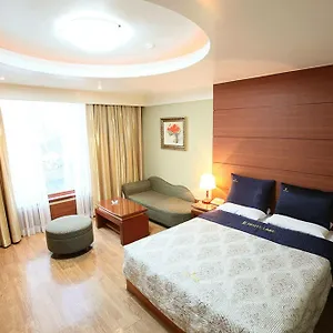 Hotel Tourist ***
