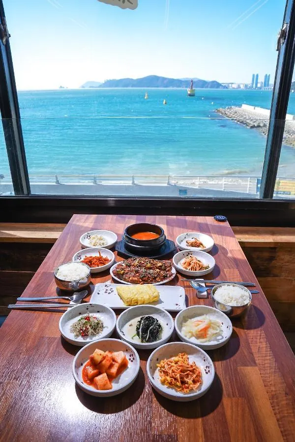 Mipo Oceanside Hotel Busan 3*,  South Korea